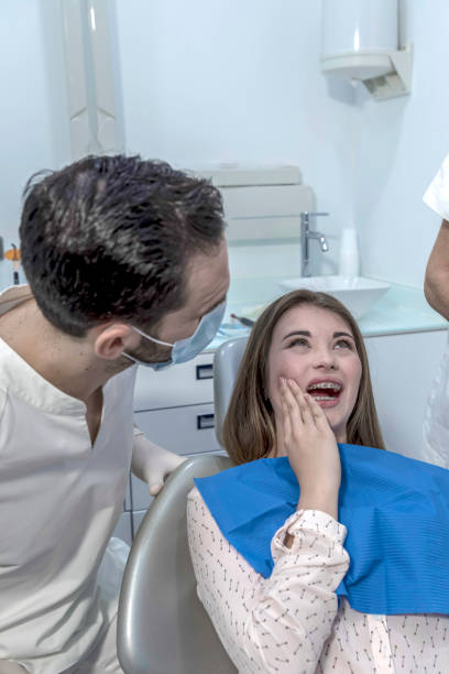 Best Emergency Dental Care for Broken or Chipped Teeth in Acton, CA